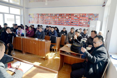 奈曼旗老科协科普服务队深入嘎查村举办科技讲座。网络图