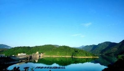 万泉湖生态旅游度假区