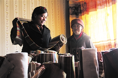 氆氇:生活里的西藏风情